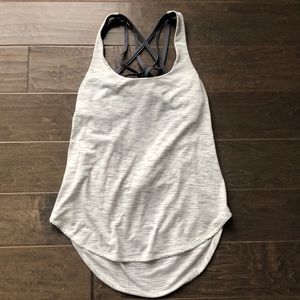 Size small lululemon workout tank w built in sports bra